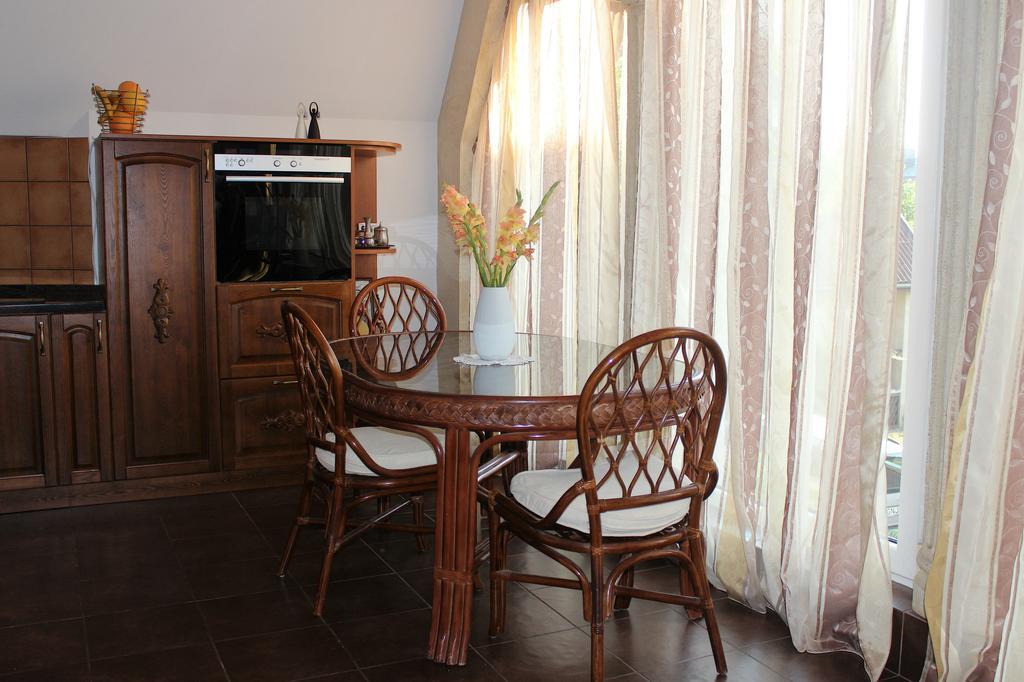 Columba Livia Guesthouse Palanga Cameră foto